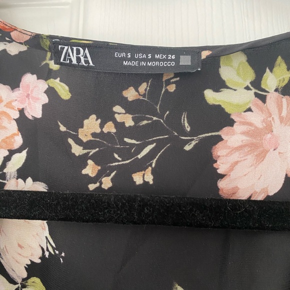 Floral print Zara dress - Picture 2 of 4